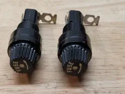 FUSE HOLDER BLACKFACE/SILVERFACE