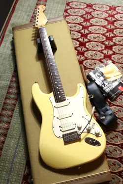 FENDER JEFF BECK STRATOCASTER RW VWH 1999 (1999)