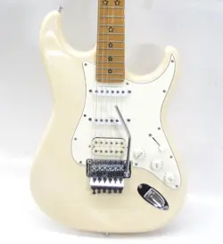 FENDER JAPAN STR-135RS RICHIE SAMBORA SIGNATURE STRATOCASTER