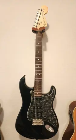 FENDER AMERICAN SPECIAL STRATOCASTER HSS