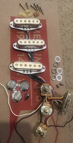 PICKUPS ELECTRONICS MID