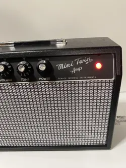 BATTERY POWERED AMP