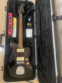 FENDER PLAYER JAZZ MASTER SAFE PACKING!