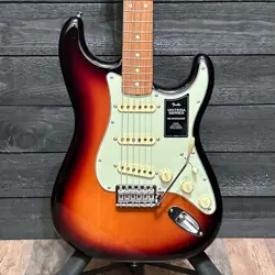 FENDER VINTERA '60S STRATOCASTER MIM SUNBURST ELECTRIC GUITAR