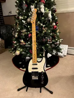 FENDER DELUXE TELECASTER WITH CASE