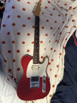FENDER TELECASTER JAPANESE CANDY APPLE RED