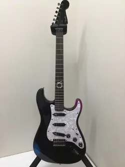 XIV STRATOCASTER MODIFIED