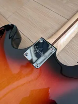 FENDER SQUIER SUNBURST