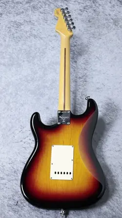 PLAYER STRATOCASTER -3TS-