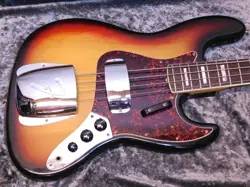 FENDER JAZZ BASS '73