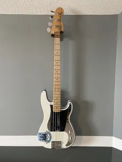 FENDER STEVE HARRIS SIGNATURE BASS