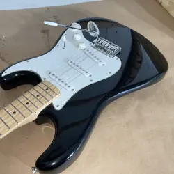 ELECTRIC GUITAR FENDER STARCASTER NO CASE 90518-2