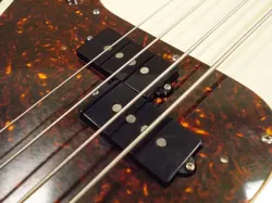 FENDER JAPAN PB62-65 BASS GUITAR ALDER BODY, MAPLE NECK, USED