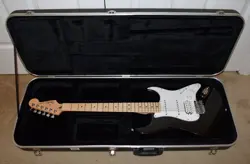 ELECTRIC GUITAR POLISHED