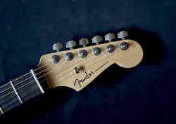 ELITE STRATOCASTER OCEAN