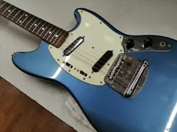 FENDER JAPAN MUSTANG MG69 ELECTRIC GUITAR MAIN UNIT ONLY FROM JAPAN