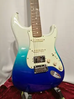 FENDER MEXICO PLAYER PLUS ST BELAIR BLUE USED 2022 ALDER BODY MAPLE NECK