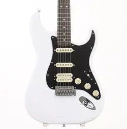 FENDER PLAYER II STRATOCASTER HSS ROSEWOOD FINGERBOARD POLAR WHITE 3.55KG MADE I
