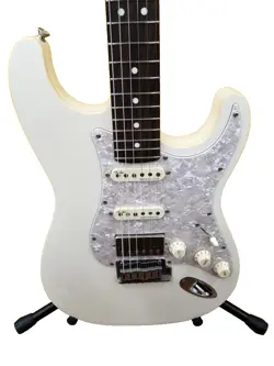 [FENDER] MADE IN JAPAN MODERN STRATOCASTER RW HSS OLP OLYMPIC PEARL 2019 GUITAR