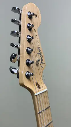 PROFESSIONAL STRATOCASTER OLYMPIC
