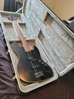  AERODYNE JAZZ BASS 