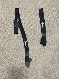 2 FENDER GUITAR STRAPS