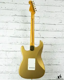 HLE STRATOCASTER
