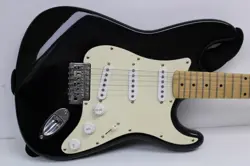 FENDER SQUIRE BULLET STRAT BLACK & WHITE ELECTRIC GUITAR