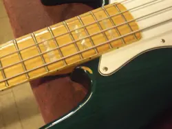 FENDER JAZZ BASS 1972 SAFE DELIVERY FROM JAPAN