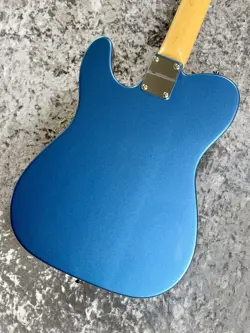 TELECASTER BIGSBY 3.67KG