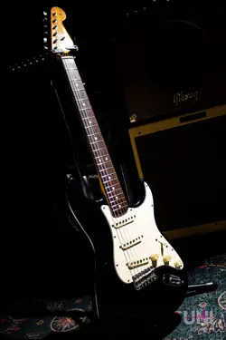 STRATOCASTER 1998 SAFE