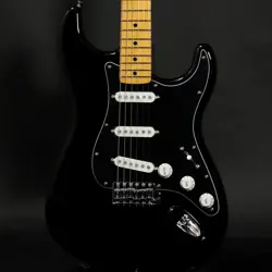 FENDER / MADE IN JAPAN TRADITIONAL 70S STRATOCASTER MAPLE BLACK SN JD24029676