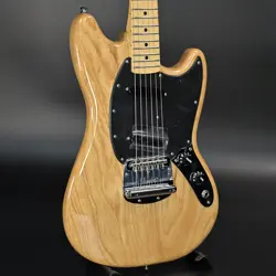 FENDER MEXICO / BEN GIBBARD MUSTANG S/N MX22107278 ELECTRIC GUITAR