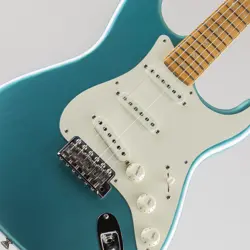 FENDER CUSTOM SHOP LTD ROASTED PINE STRATOCASTER DELUXE CLOSET