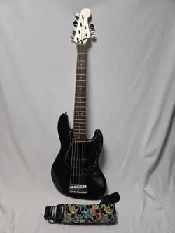 SQUIRE 6-STRING