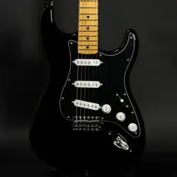 FENDER / MADE IN JAPAN TRADITIONAL 70S STRATOCASTER MAPLE BLACK SN JD24029682