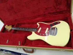 FENDER JAPAN MUSTANG MG69 ELECTRIC GUITAR WITH HARD CASE, 1997-2000, USED