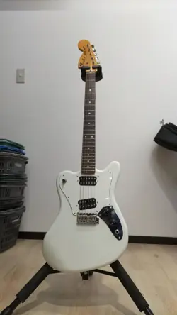 FENDER SUPER-SONIC ELECTRIC