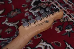 FENDER PLAYER TELECASTER LEFT-HANDED