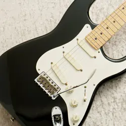 FENDER ERIC CLAPTON STRATOCASTER -BLACKIE- W/LACE SENSOR (1995)