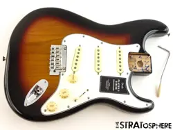 FENDER PLAYER II STRATOCASTER STRAT LOADED BODY, ALDER STRAT SUNBURST