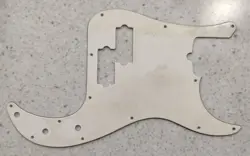 GUITAR WHITE PICKGUARD