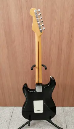 FENDER JAPAN ST-57 ELECTRIC GUITAR