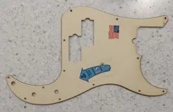 FENDER BASS GUITAR VINTAGE WHITE PICKGUARD FITS A USA / MEX FENDER PRECISION