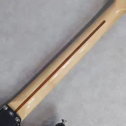 FENDER STANDARD STRATOCASTER ELECTRIC GUITAR