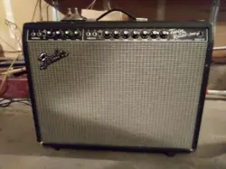 FENDER TWIN REVERB 65 REISSUE