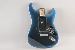 STRATOCASTER PLUS BLUE