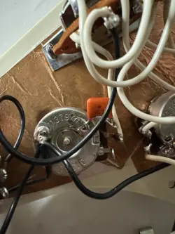 PICKGUARD LOADED PICKUPS