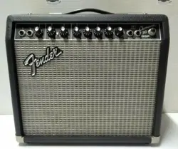 FENDER CHAMPION 30 DSP GUITAR AMPLIFIER