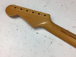 SCALLOPED STRATOCASTER NECK